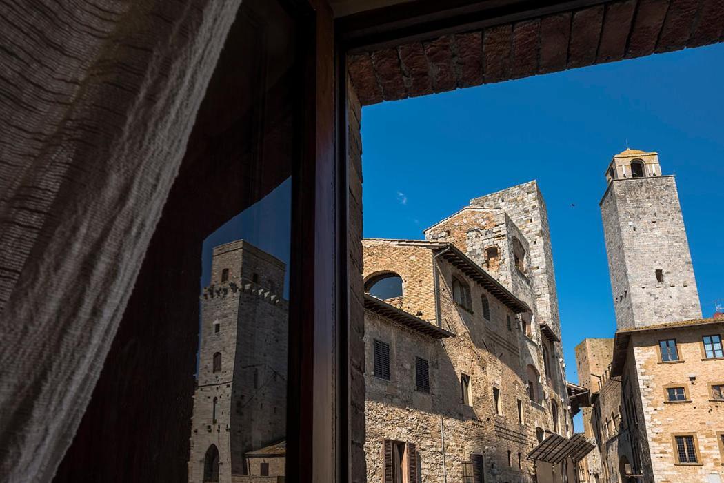 Medieval Palazzo Becci Сан-Джиміньяно Екстер'єр фото